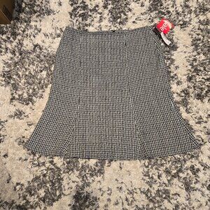 New Reitmans Black and White Tweed Skirt | Size 15